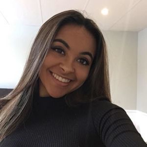 Meet your Posher, Lenaya